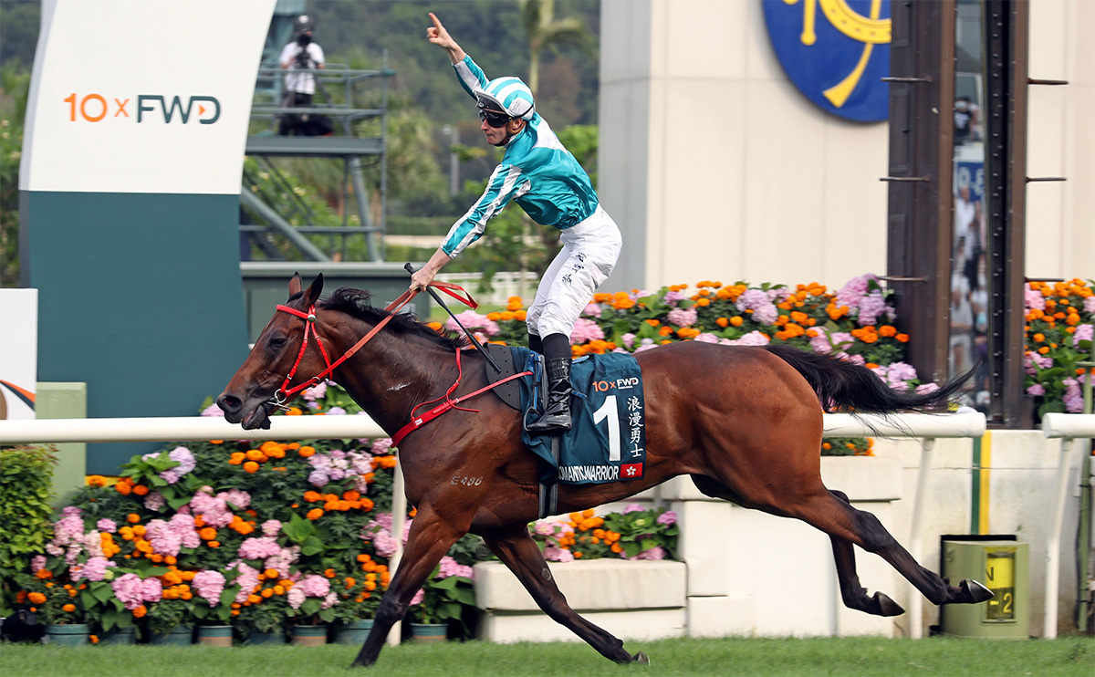 クイーンエリザベス2世Cを連覇したロマンティックウォリアー(Hong Kong Jockey Club提供)