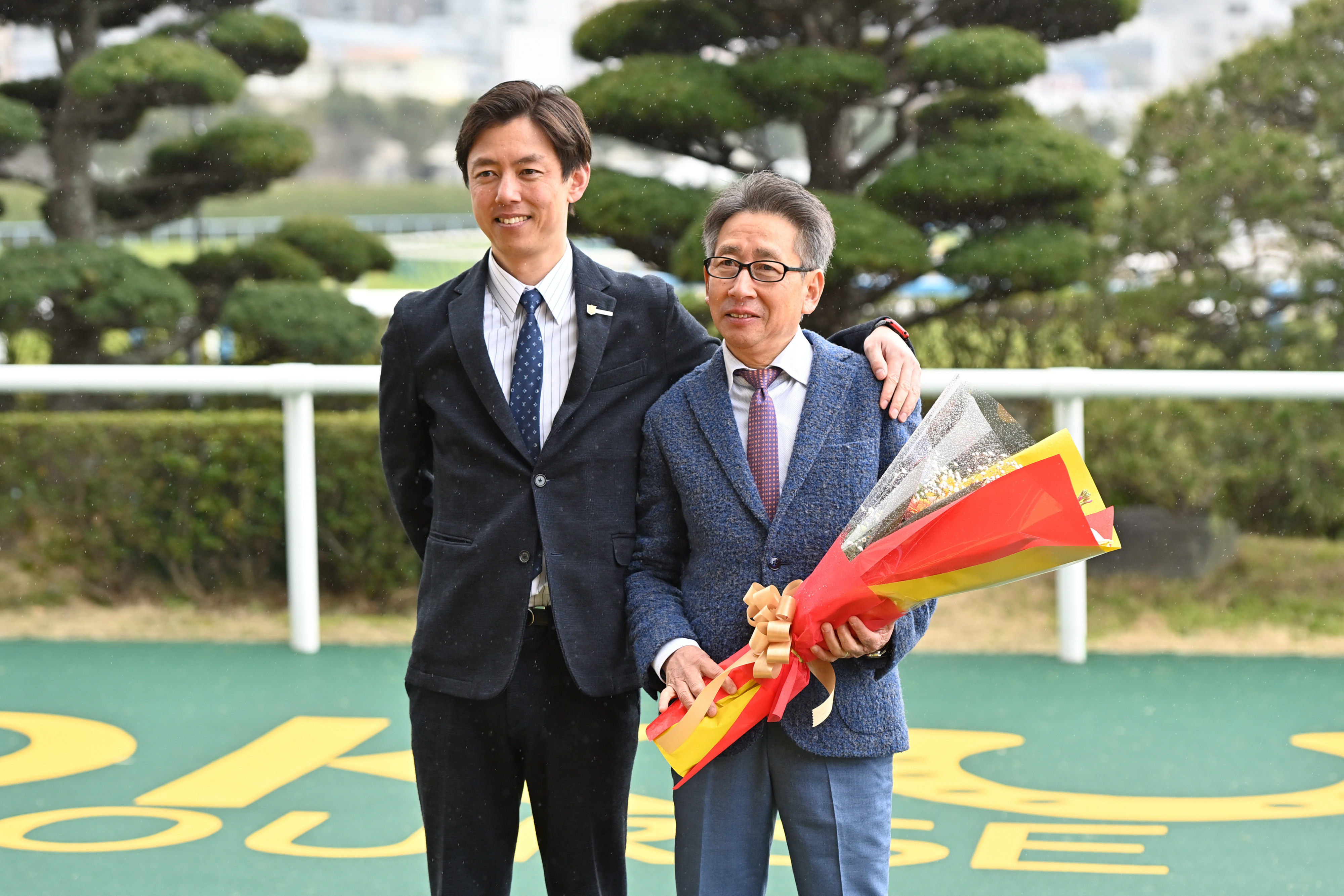 安田翔伍調教師＆安田隆行調教師(撮影：桂伸也)