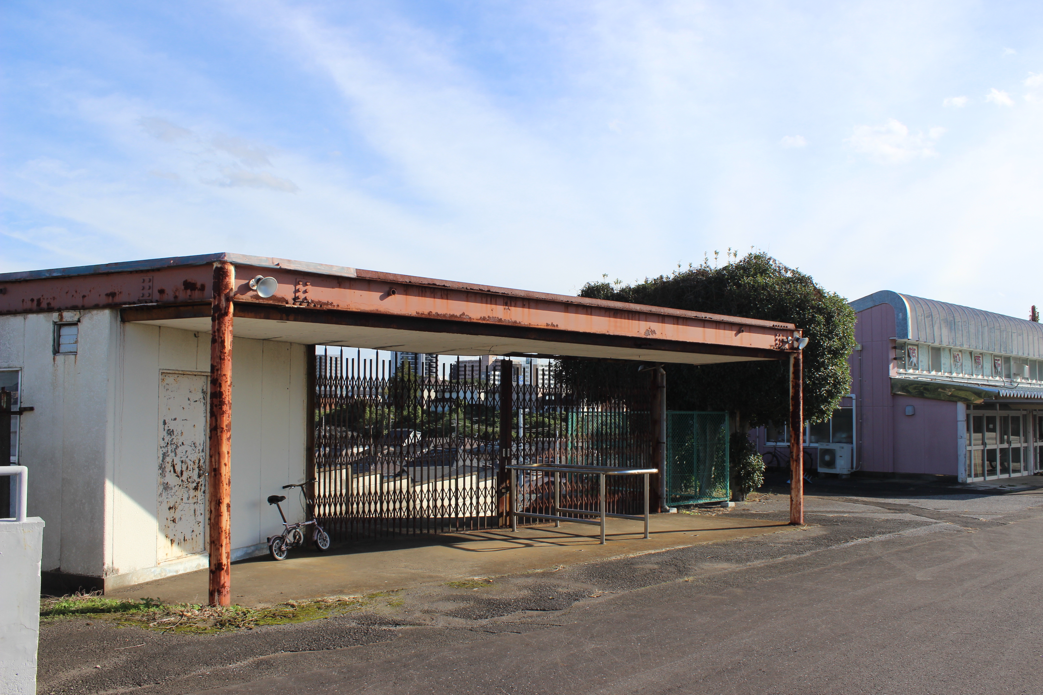 現在は使用していない競輪場東門(c)netkeiba