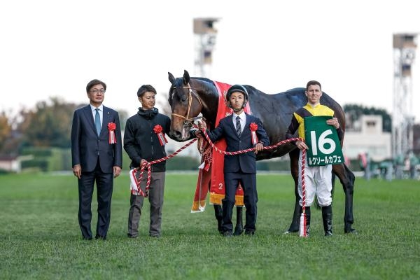 武蔵野Sを制したルクソールカフェ(撮影：下野雄規)